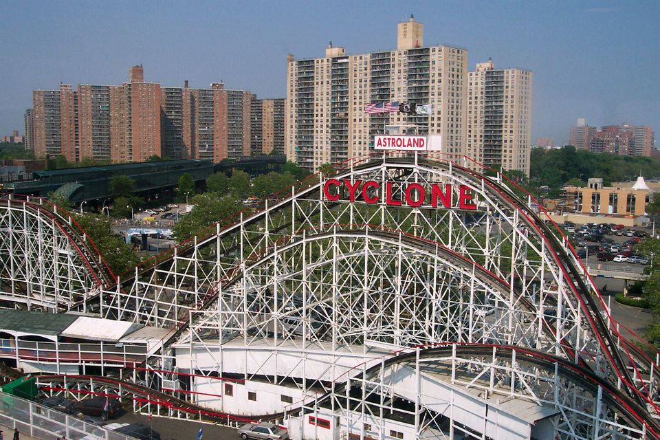 Die legendäre Cyclone Holzachterbahn (eröffnet 1927) im Astroland/Coney Island. , Foto: Uri Baruchin