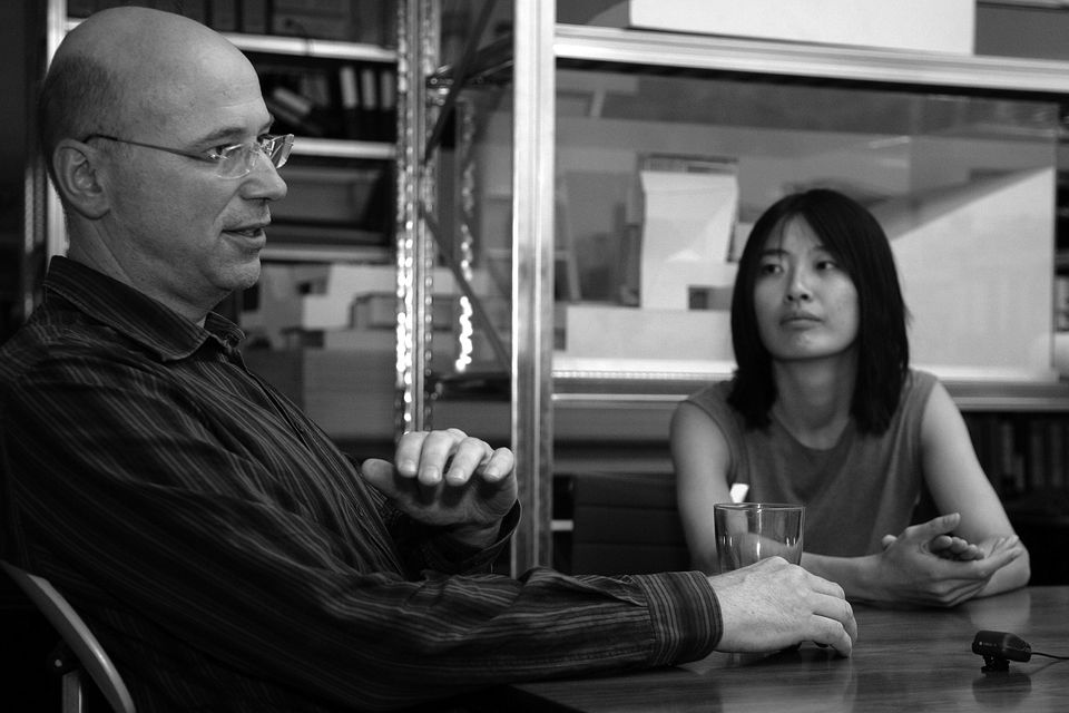 Die ArchitektInnen Pirker und Chen beim Interview