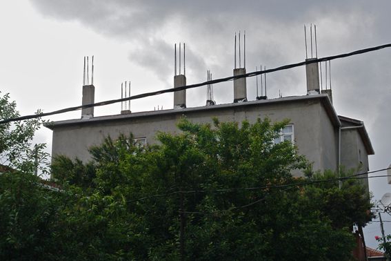 Gecekondu — Gulensu/Gulsuyu, Vorbereitung für den weiteren Ausbau , Foto: dysturb.net